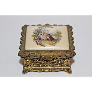 Vintage Japan Music Box Jewelry Casket – Ornate Gold Tone